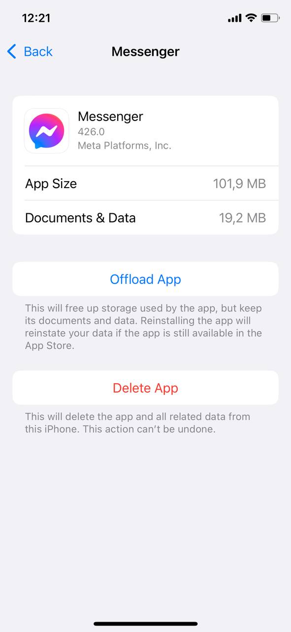 choose option to delete facebook messenger cache on iphone